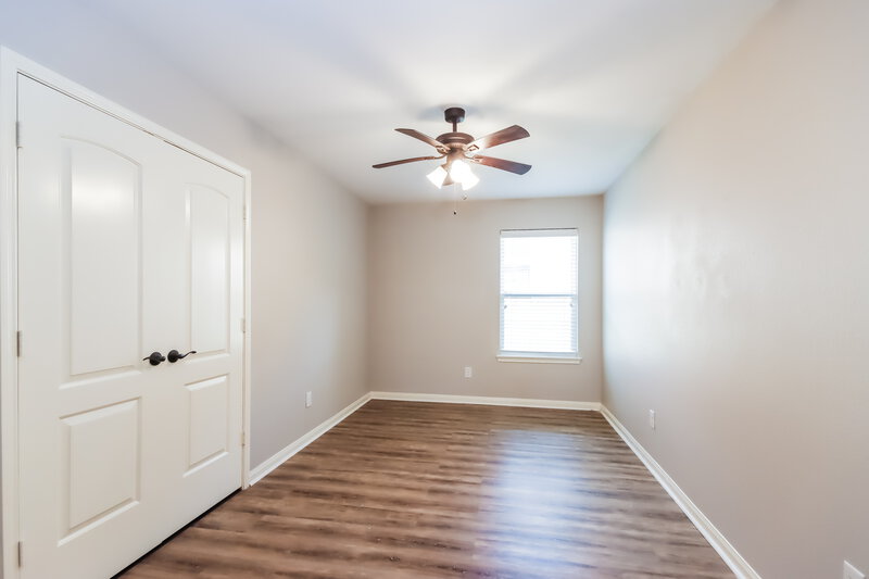 1,670/Mo, 7522 Fettle Ln Conroe, TX 77304 Bedroom View 3