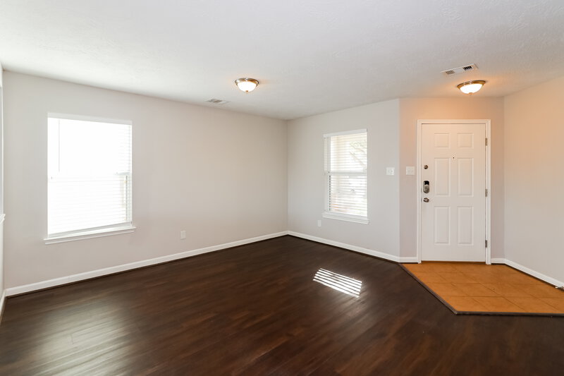1,860/Mo, 19514 Bold River Rd Tomball, TX 77375 Living Room View