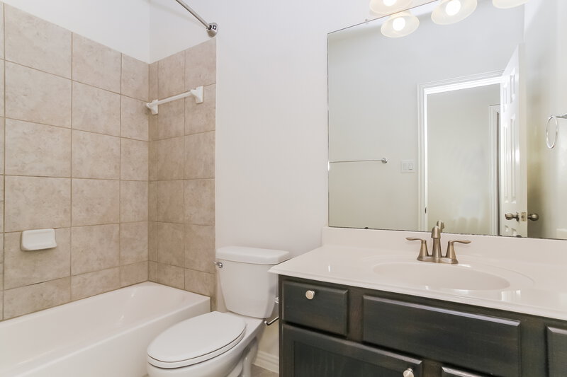 2,095/Mo, 1418 Reno Ridge Ln Spring, TX 77373 Bathroom View
