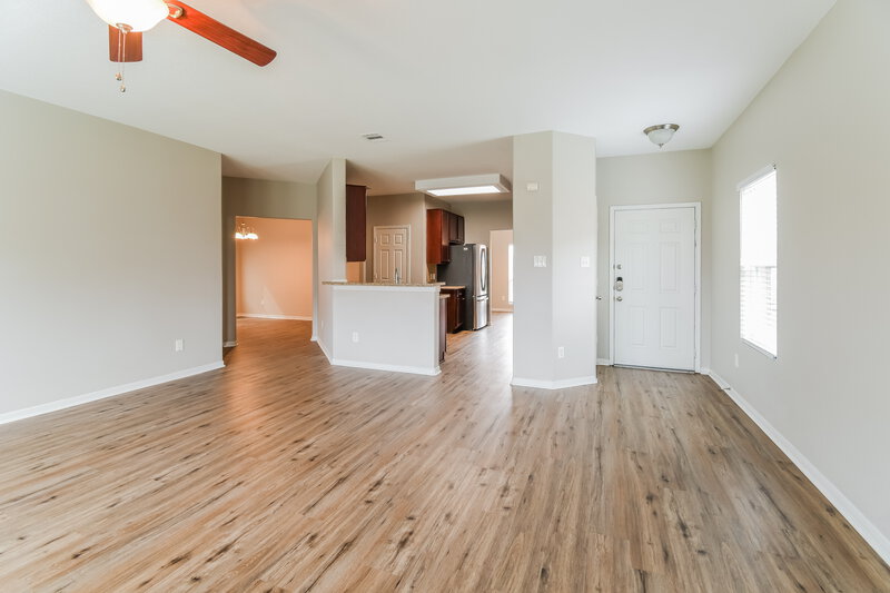 2,475/Mo, 24210 Bentgate Dr Spring, TX 77373 Living Room View 2