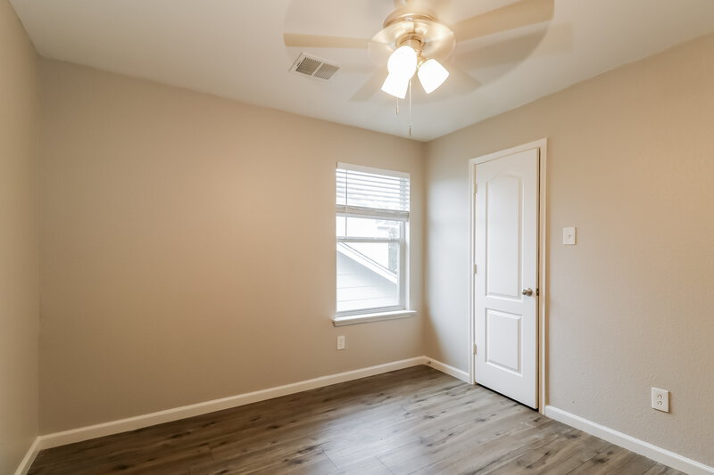 2,060/Mo, 4027 Carmel Ridge Way Pasadena, TX 77503 Bedroom View