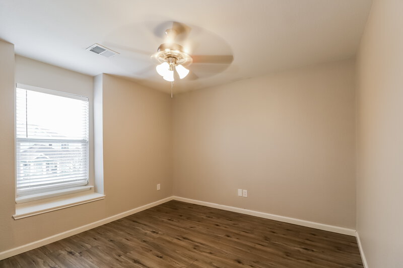 2,060/Mo, 4027 Carmel Ridge Way Pasadena, TX 77503 Bedroom View 2