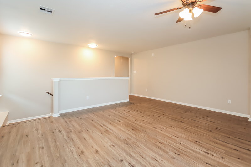 2,500/Mo, 14002 Brunswick Pl Dr Houston, TX 77047 Family Room View