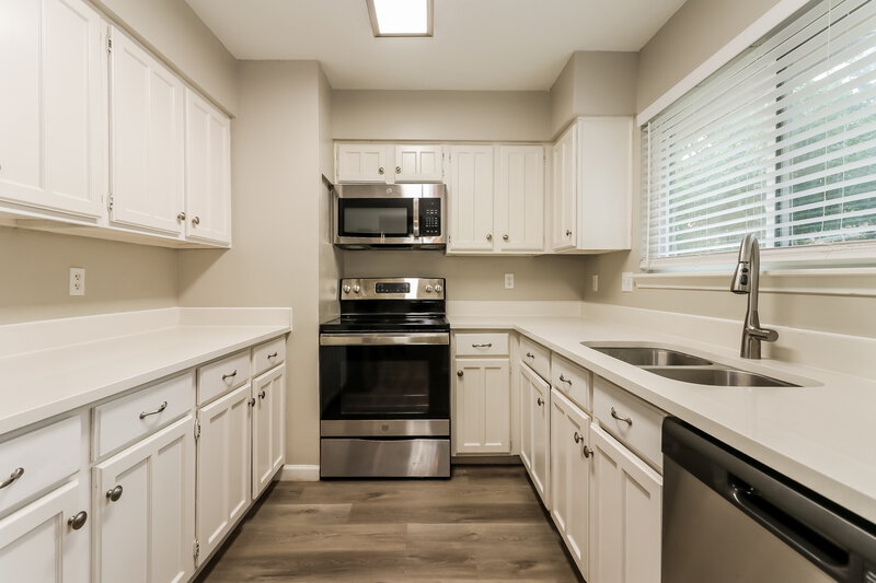 1,740/Mo, 4718 Roserock Ln Spring, TX 77388 Kitchen View