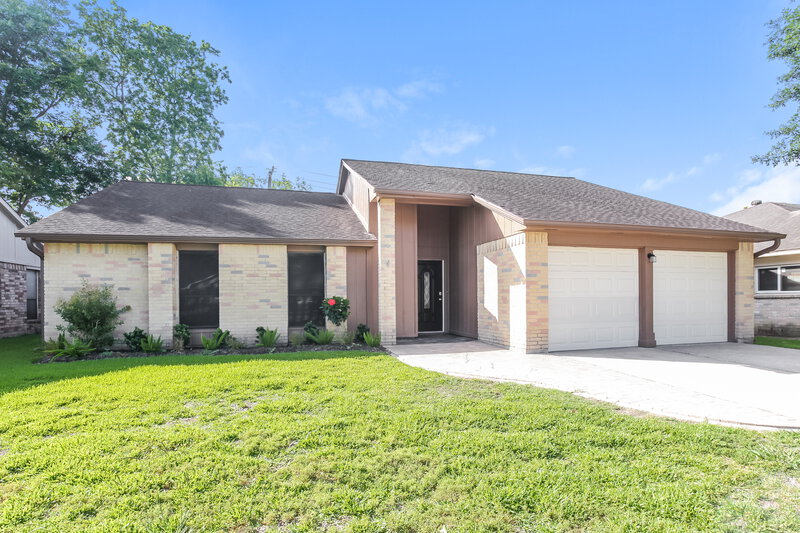 2,305/Mo, 2411 Webster Ranch Rd Friendswood, TX 77546 External View