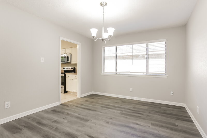 2,305/Mo, 2411 Webster Ranch Rd Friendswood, TX 77546 Dining Room View