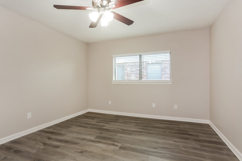 2,305/Mo, 2411 Webster Ranch Rd Friendswood, TX 77546 Main Bedroom View