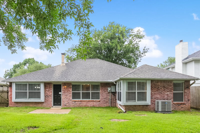 3,320/Mo, 2306 Old Dixie Dr Richmond, TX 77406 Rear View 2
