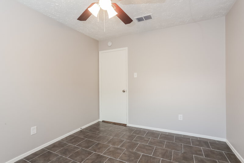 1,815/Mo, 3915 Vineyard Dr Houston, TX 77082 Bedroom View 3