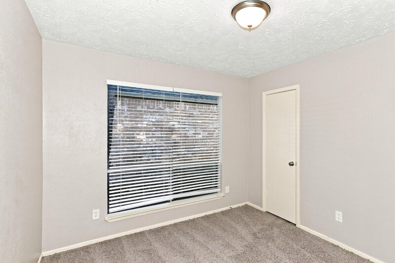 1,885/Mo, 3915 Vineyard Dr Houston, TX 77082 Bedroom View 2