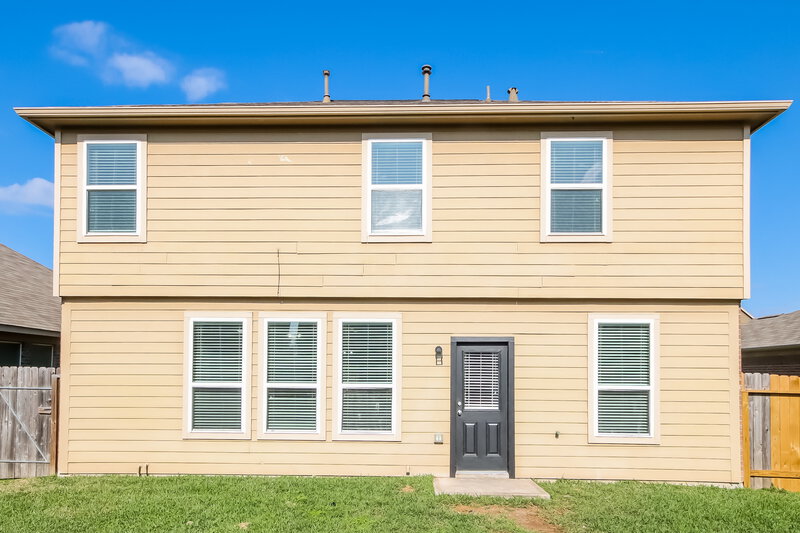 2,400/Mo, 12210 Zenith Ridge Way Humble, TX 77346 Rear View