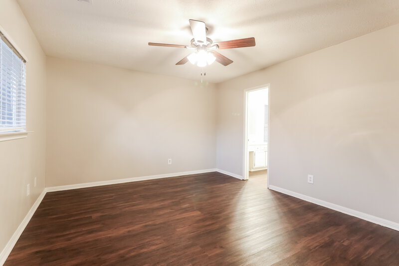 1,820/Mo, 5411 Roserock Ln Spring, TX 77379 Main Bedroom View