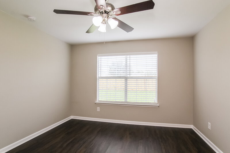 1,800/Mo, 6606 Winter Mountain Ln Spring, TX 77379 Main Bedroom View 2