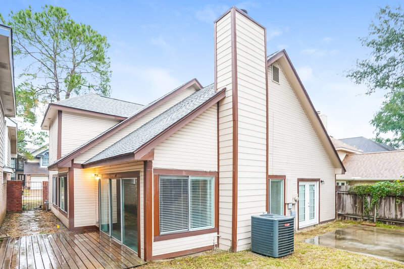 2,140/Mo, 16035 Rustic Sands Dr Houston, TX 77084 Rear View