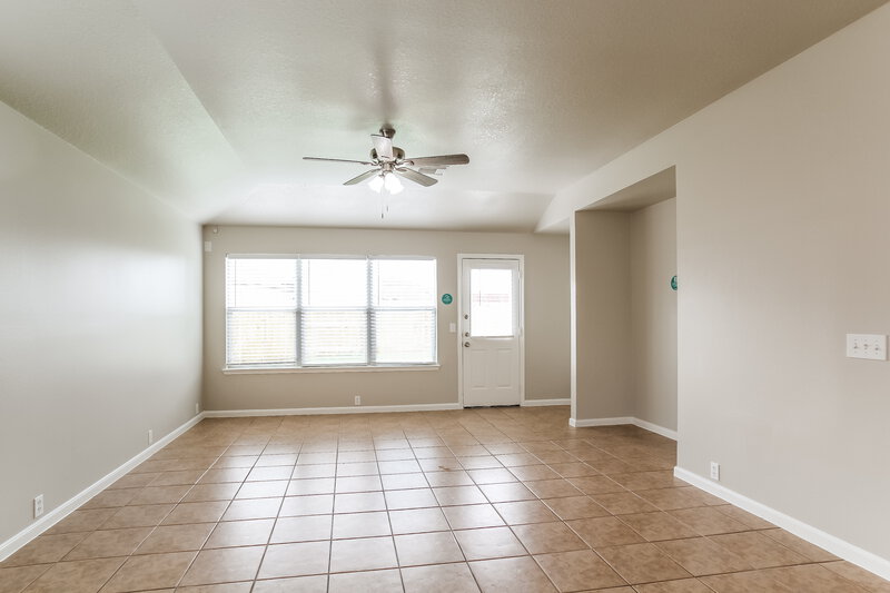 2,105/Mo, 18315 Atasca Woods Trace Humble, TX 77346 Living Room View