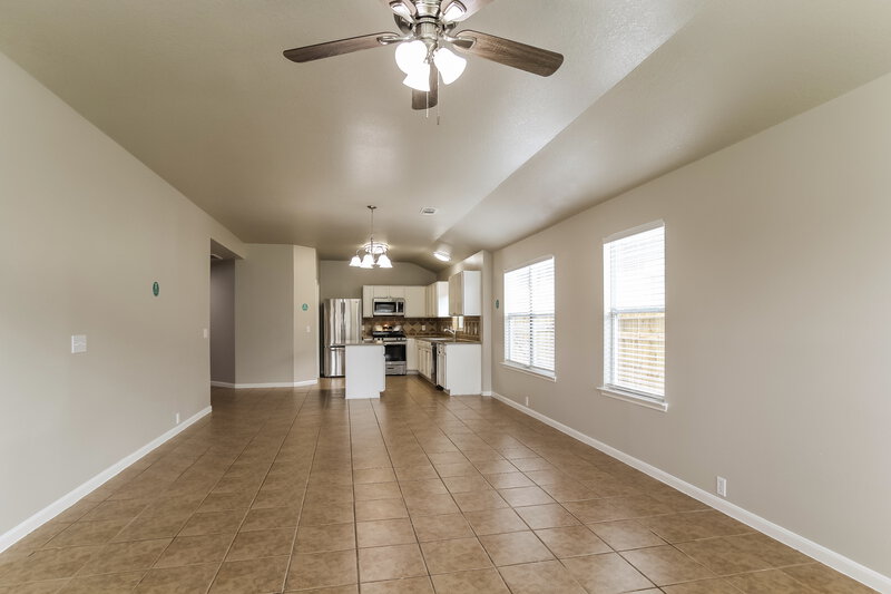 2,105/Mo, 18315 Atasca Woods Trace Humble, TX 77346 Living Room View 2