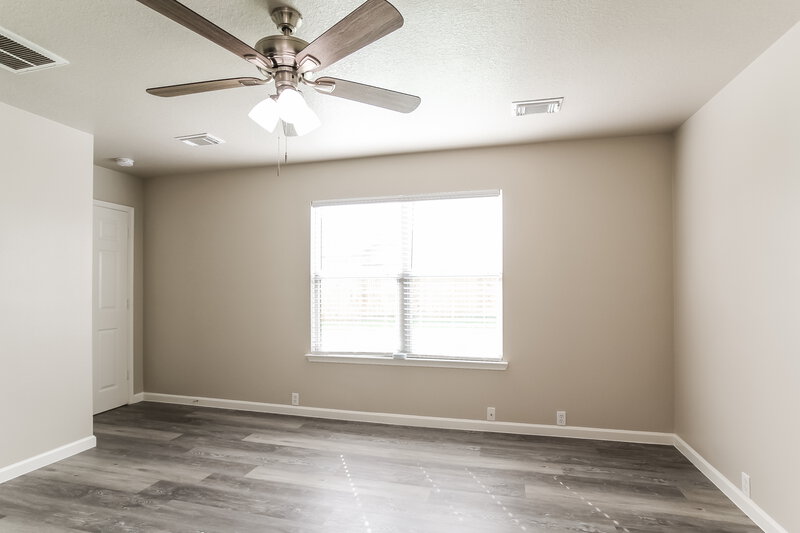 2,105/Mo, 18315 Atasca Woods Trace Humble, TX 77346 Main Bedroom View 2