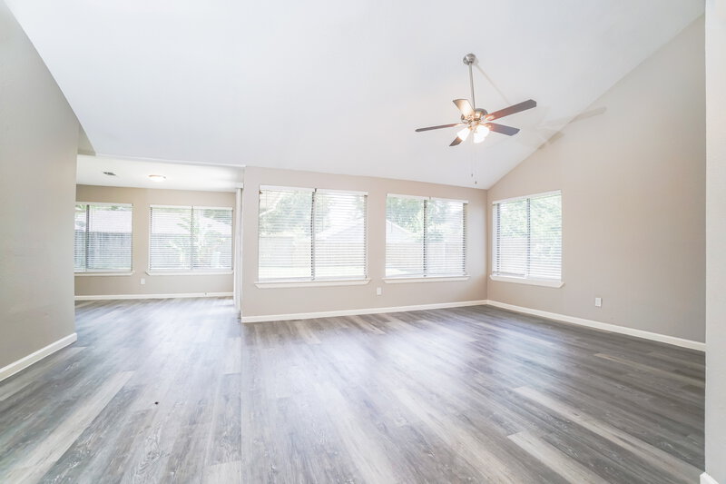 1,815/Mo, 11002 Ambergate Dr Humble, TX 77396 Living Room View 3
