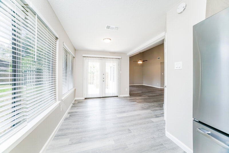 1,815/Mo, 11002 Ambergate Dr Humble, TX 77396 Dining Room View