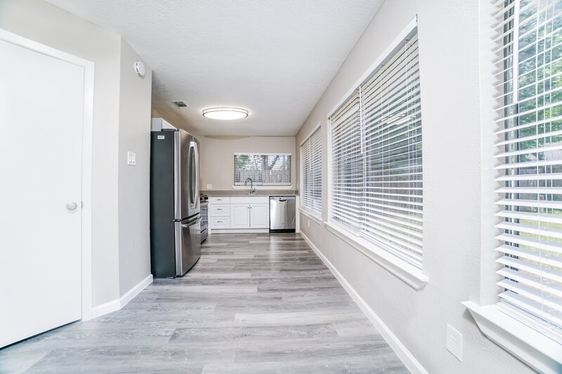1,815/Mo, 11002 Ambergate Dr Humble, TX 77396 Dining Room View 2