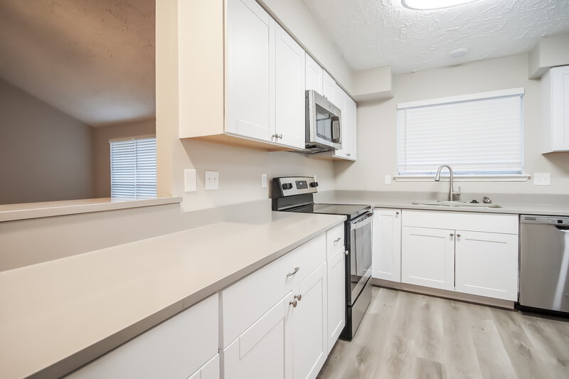 1,795/Mo, 15735 Thistledew Dr Houston, TX 77082 Kitchen View