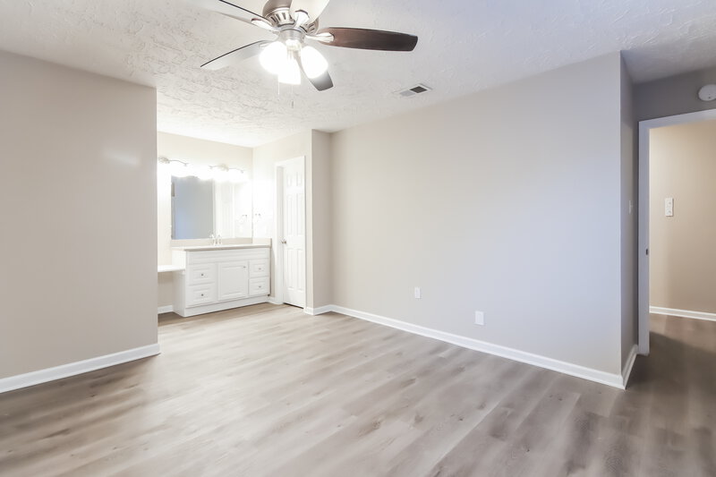 1,795/Mo, 15735 Thistledew Dr Houston, TX 77082 Main Bedroom View 2
