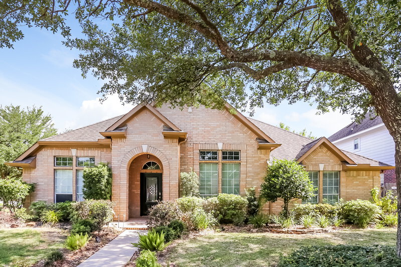 2,410/Mo, 13207 Castlecombe Dr Houston, TX 77044 External View
