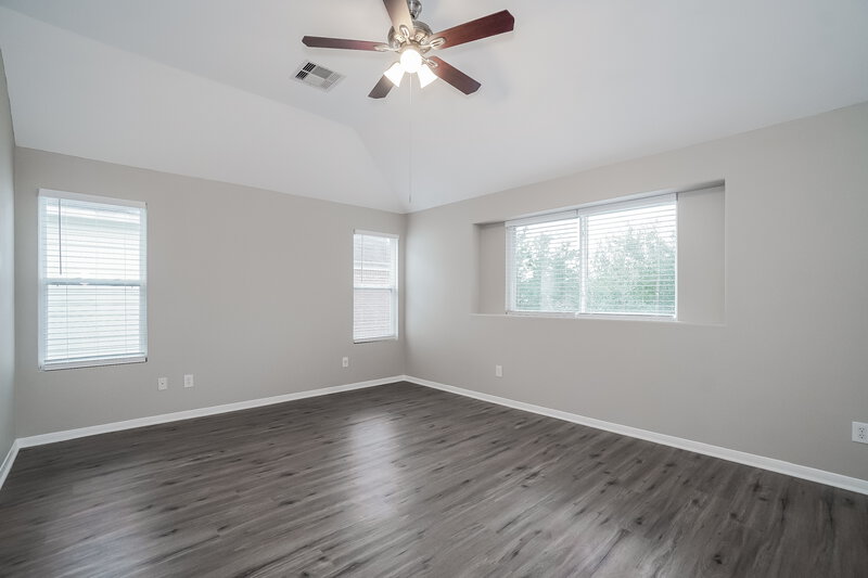 2,285/Mo, 3406 Barkers Crossing Ave Houston, TX 77084 Main Bedroom View