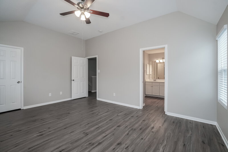 2,285/Mo, 3406 Barkers Crossing Ave Houston, TX 77084 Main Bedroom View 2