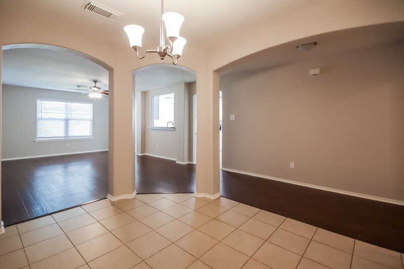 1,935/Mo, 456 Mystic Glen Loop Humble, TX 77339 Dining Room View