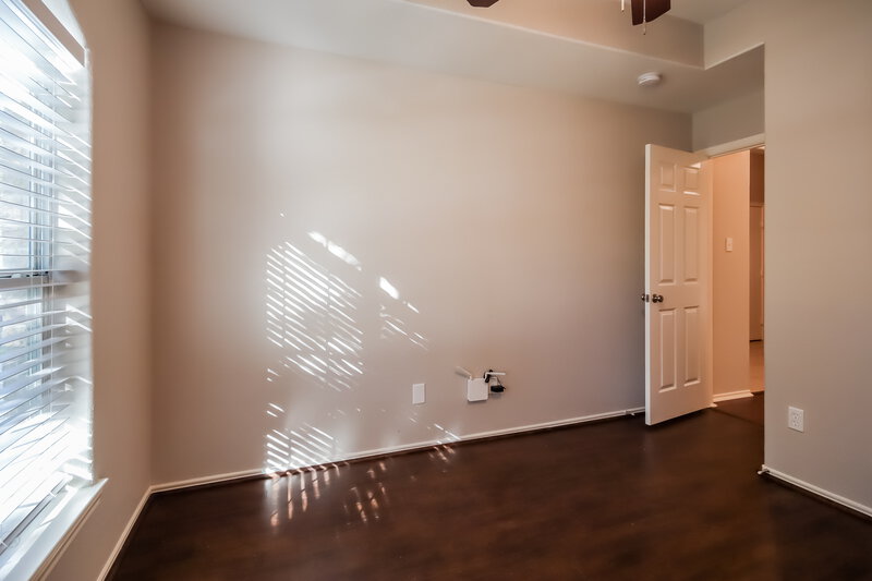 1,935/Mo, 456 Mystic Glen Loop Humble, TX 77339 Bedroom View 2