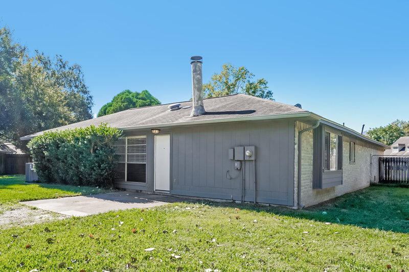 2,500/Mo, 3234 Sedgeborough Cir Katy, TX 77449 Rear View