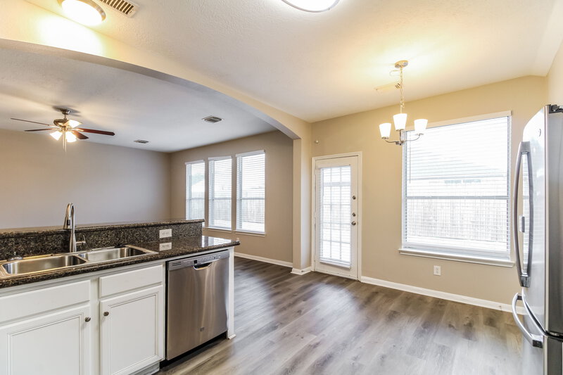 2,305/Mo, 410 Cedar Lake Dr League City, TX 77573 Misc View 7