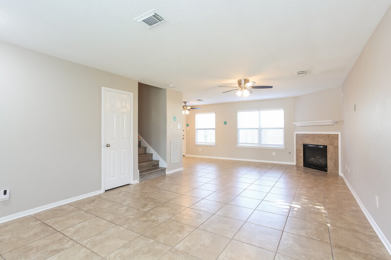 2,275/Mo, 20927 Fox Swift Ct Humble, TX 77338 Living Room View 2