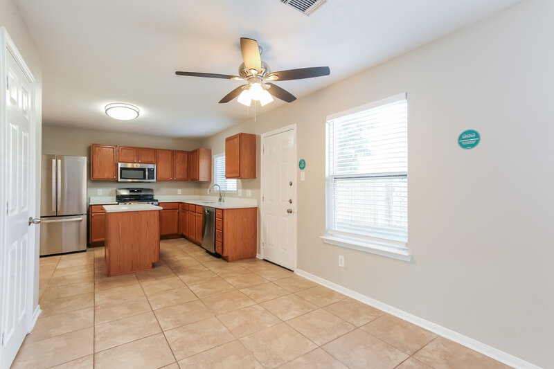 2,275/Mo, 20927 Fox Swift Ct Humble, TX 77338 Kitchen View