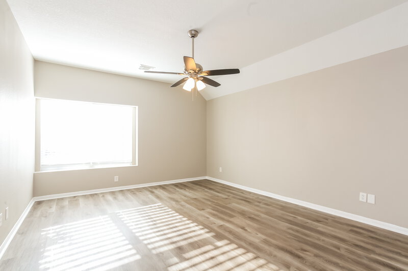 2,275/Mo, 20927 Fox Swift Ct Humble, TX 77338 Main Bedroom View 2