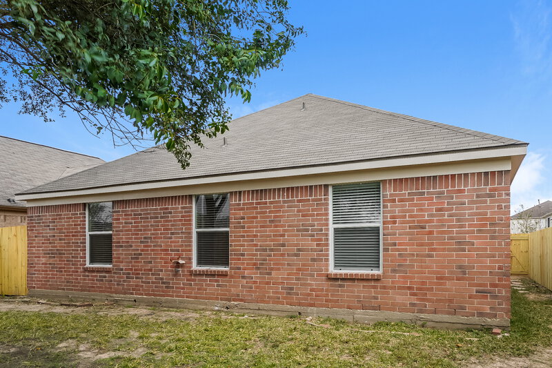 1,875/Mo, 19563 Maywood Falls Cir Houston, TX 77084 Rear View