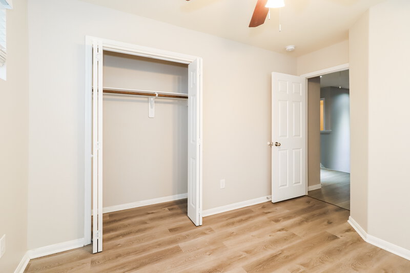 2,190/Mo, 16770 N Gull Dr Conroe, TX 77385 Bedroom View 2