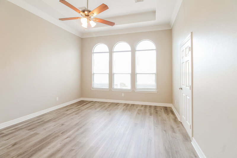 1,835/Mo, 12626 Panther Villa Ct Houston, TX 77099 Main Bedroom View