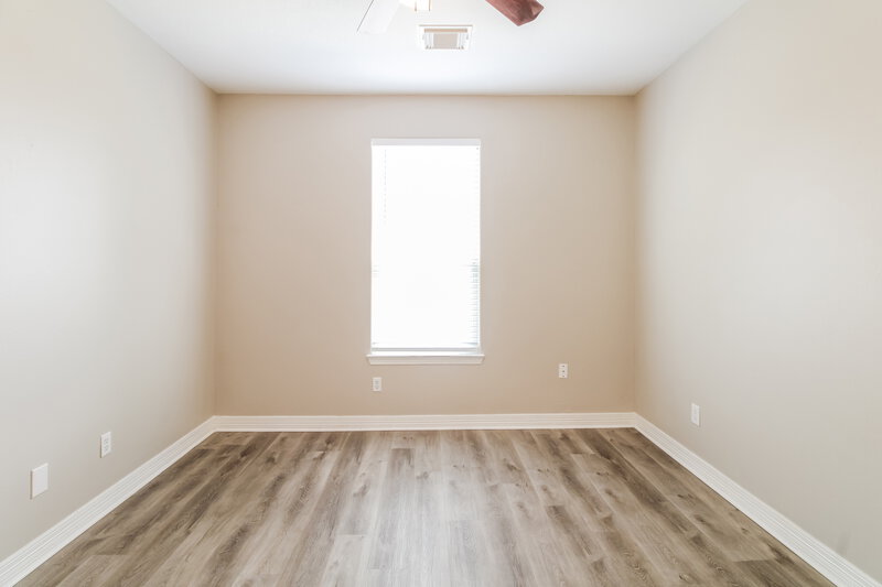 1,835/Mo, 12626 Panther Villa Ct Houston, TX 77099 Bedroom View