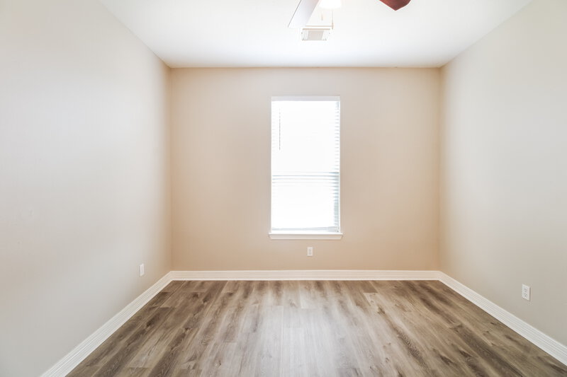 1,835/Mo, 12626 Panther Villa Ct Houston, TX 77099 Bedroom View 2