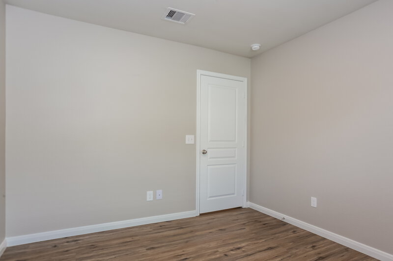 1,835/Mo, 6450 Dayridge Ln Houston, TX 77048 Bedroom View 2