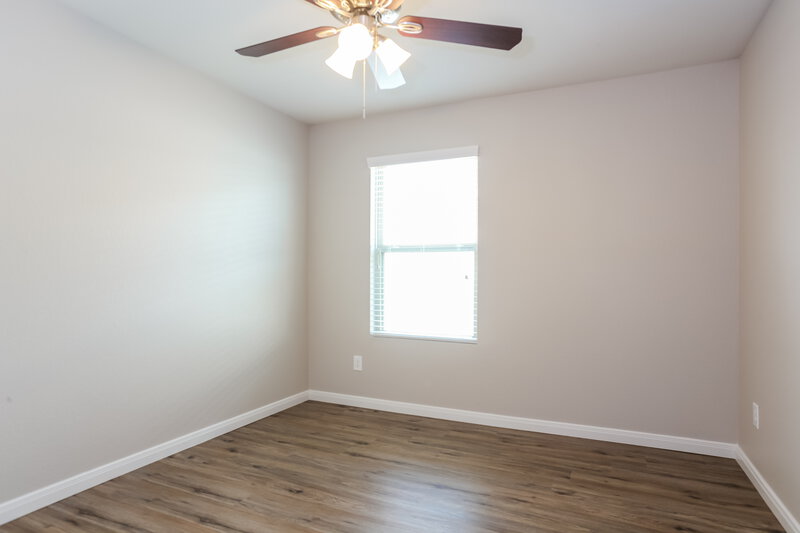 1,835/Mo, 6450 Dayridge Ln Houston, TX 77048 Bedroom View 3