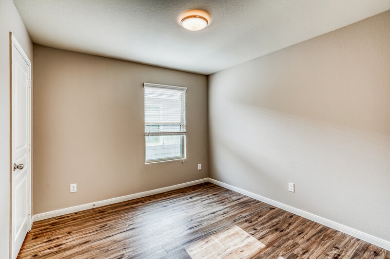 1,910/Mo, 6450 Dayridge Ln Houston, TX 77048 Bedroom View
