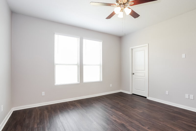 1,860/Mo, 6627 Dayridge Ln Houston, TX 77048 Bedroom View