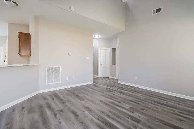 2,020/Mo, 982 Oak Falls Dr Willis, TX 77378 Living Room View 3