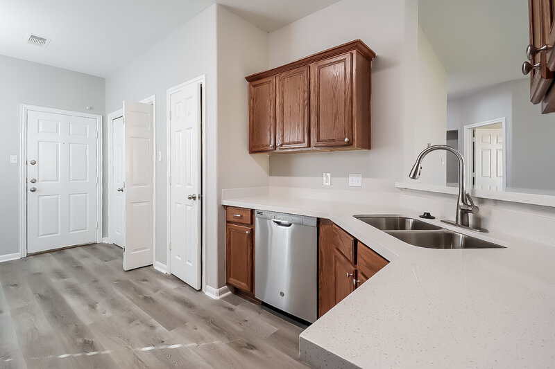 2,020/Mo, 982 Oak Falls Dr Willis, TX 77378 Kitchen View
