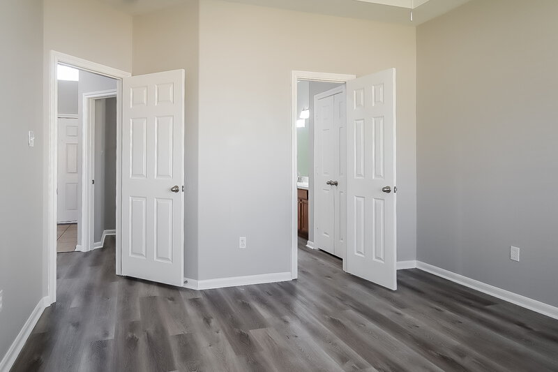 2,020/Mo, 982 Oak Falls Dr Willis, TX 77378 Main Bedroom View 2