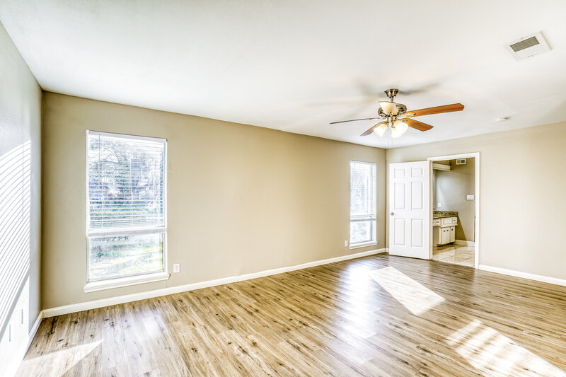 1,860/Mo, 20003 Atasca Villas Dr Humble, TX 77346 Main Bedroom View