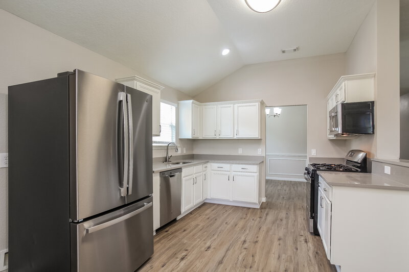 1,930/Mo, 17034 Port O Call St Crosby, TX 77532 Kitchen View